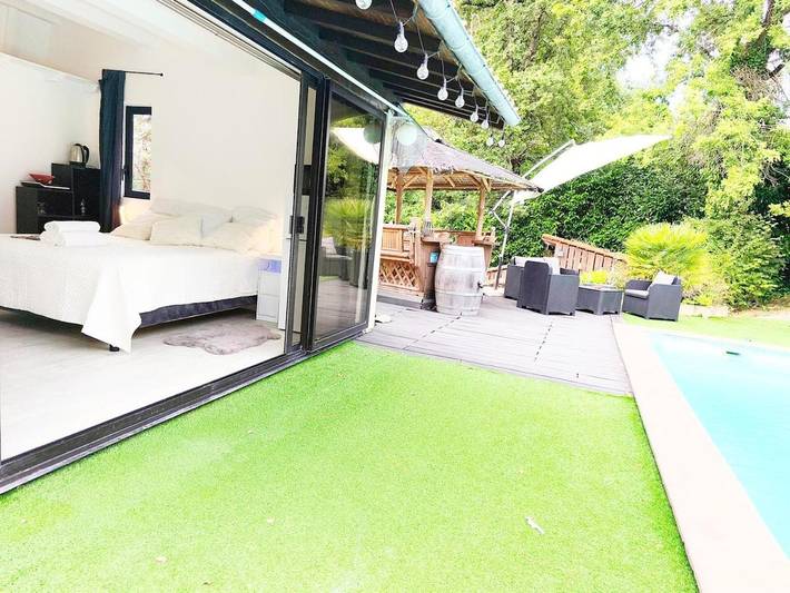 Gîte pour 2 personnes, avec vue et jardin ainsi que piscine et balcon à Coulounieix-Chamiers - 4