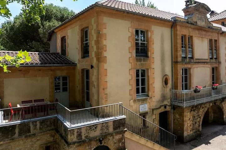 Appartement de vacances pour 6 personnes, avec piscine et terrasse