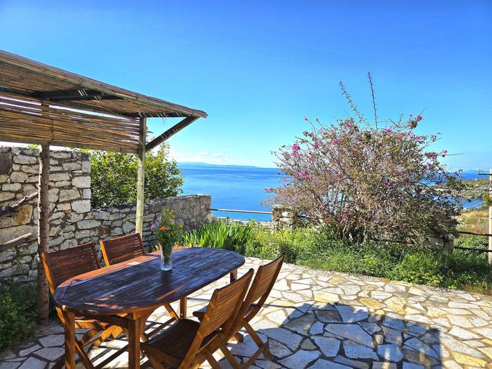 Pirro Qeparo in Himarë, Vlorë