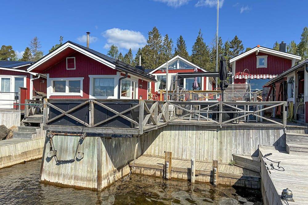 Beautiful home in Vallvik with sauna in Söderhamn, Hälsingland