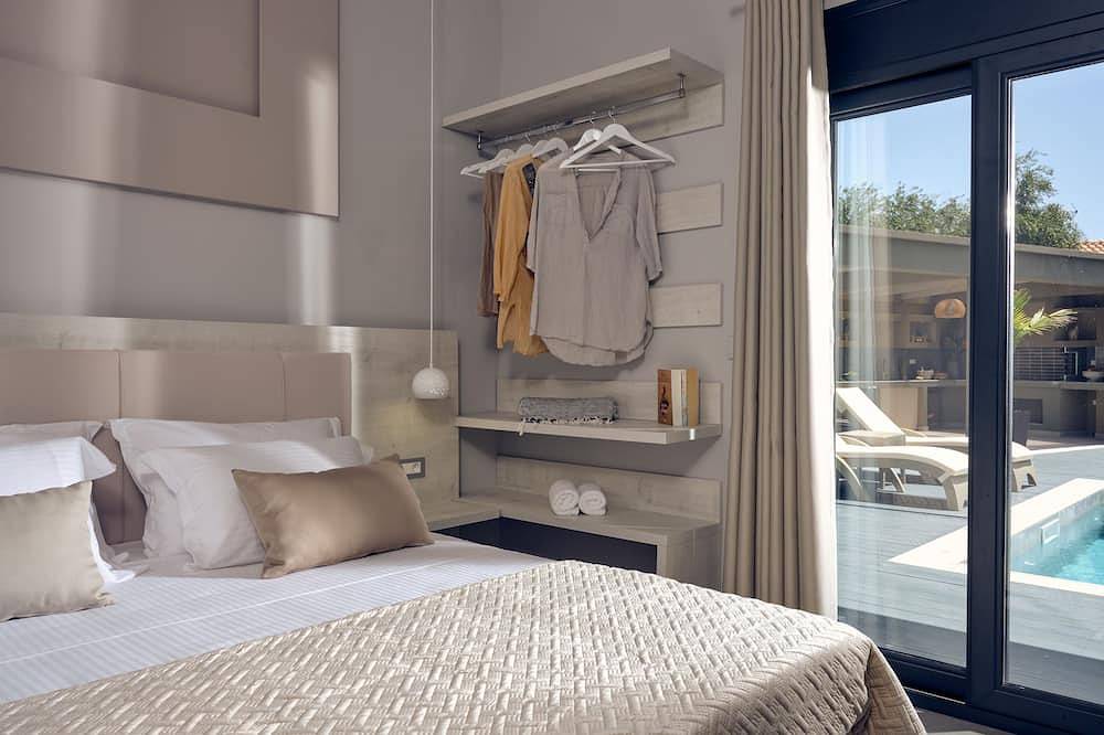 Minas Villa, a Magical Sanctuary with Heated Private Pool & Outdoor Playground in Kipseli, Zakynthos