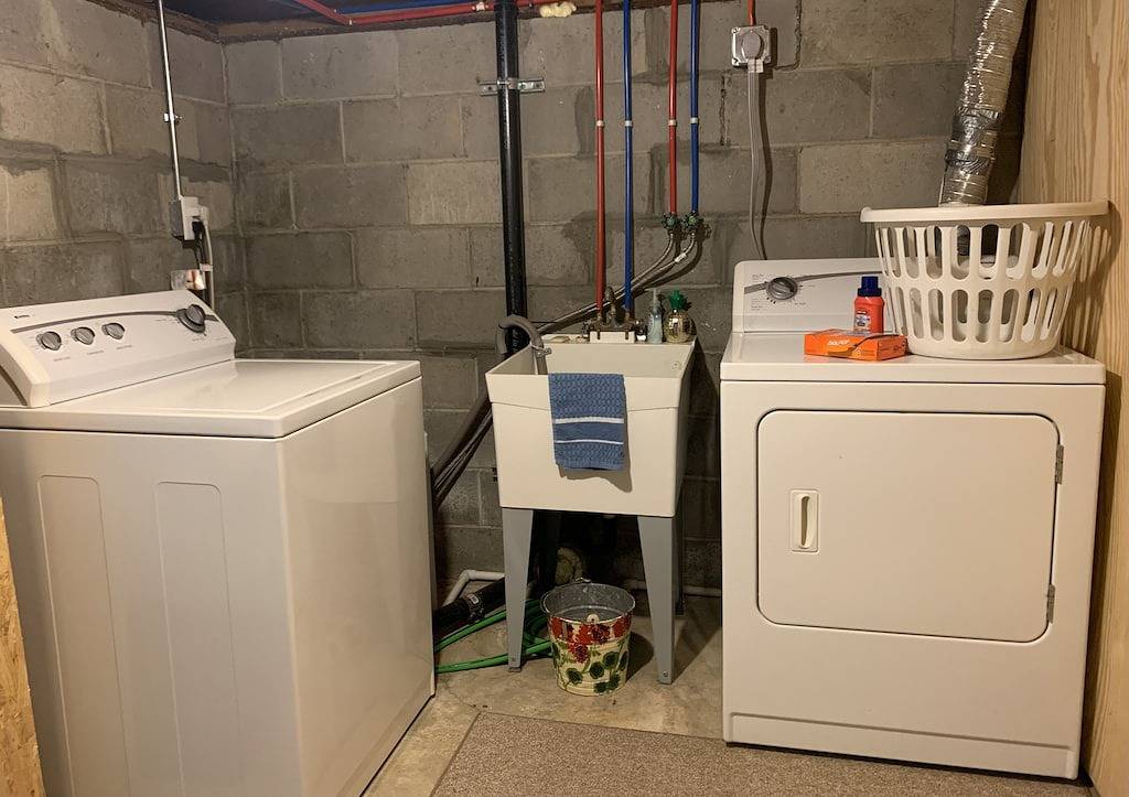 Landhaus in Stoneycreek Acres in Geauga County