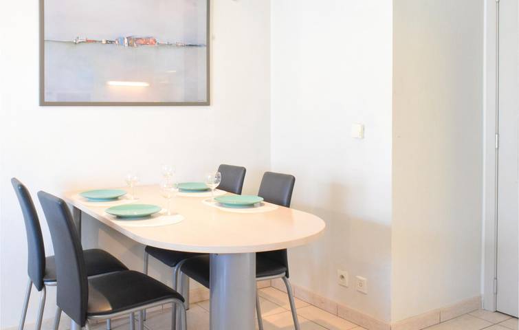 Gîte pour 6 personnes, avec terrasse, adapté aux familles à Oostende - 4