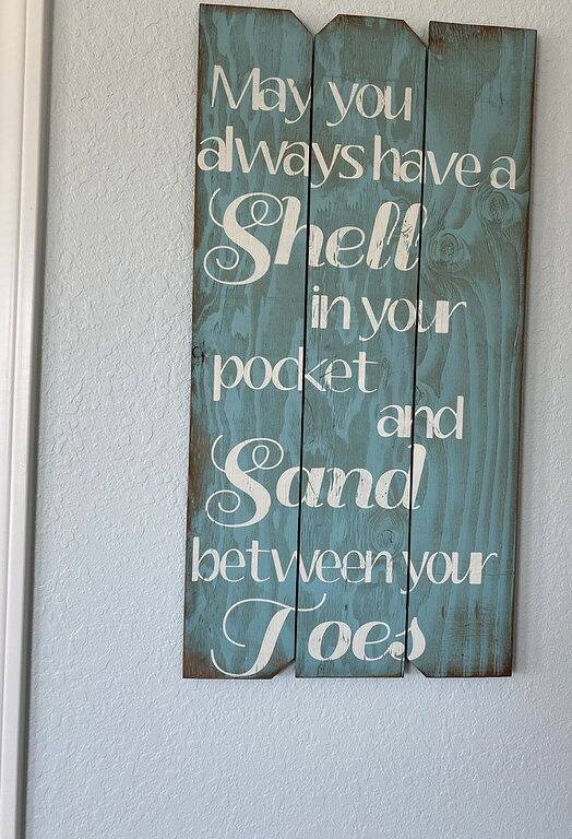 Home with beach view from porch and it’s only a two minute walk to the beach. in Crystal Beach, Galveston County