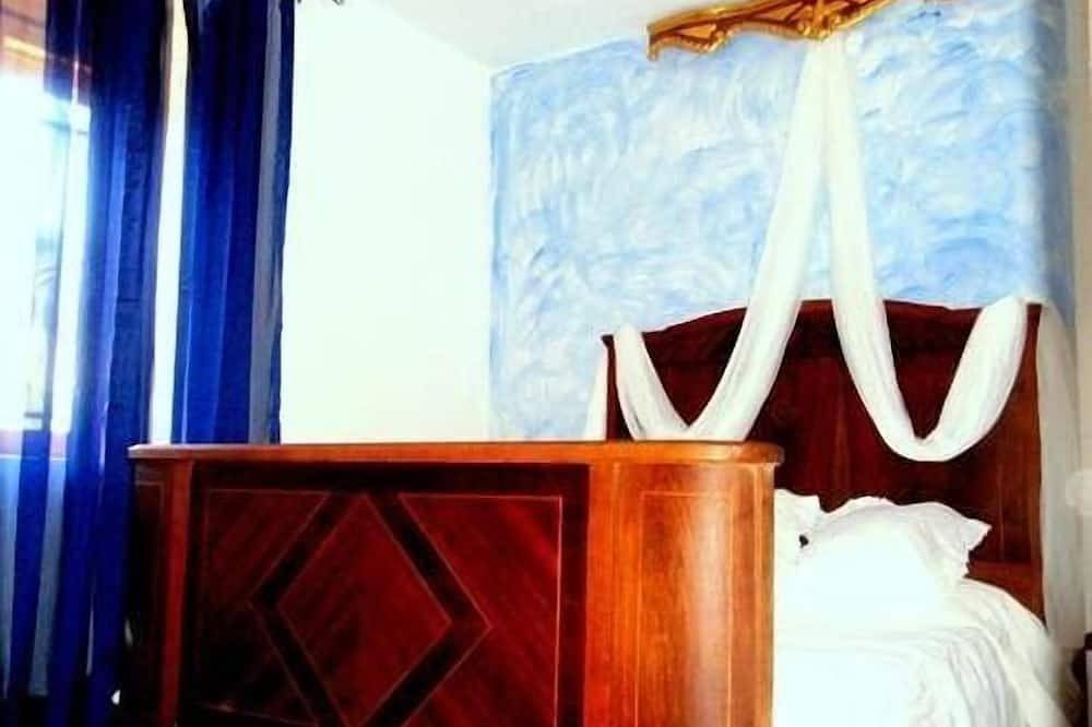 Self catering Cortijo El Capricho for 7 people in Villacarrillo, Jaén Province