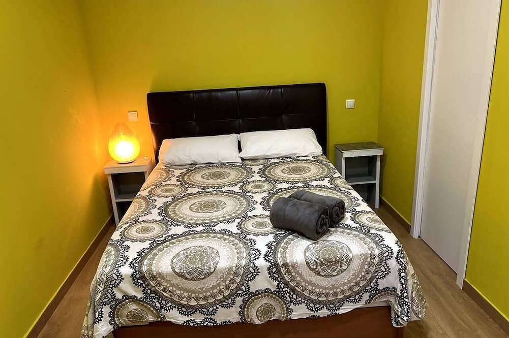 Entire apartment, A&R Apartment Santiago Ii in San Sebastián de los Reyes, Madrid Province