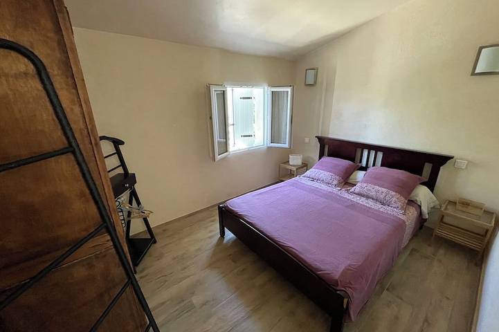 Location de vacances pour 2 personnes, avec jardin et terrasse à Monacia-d'Aullène - 2
