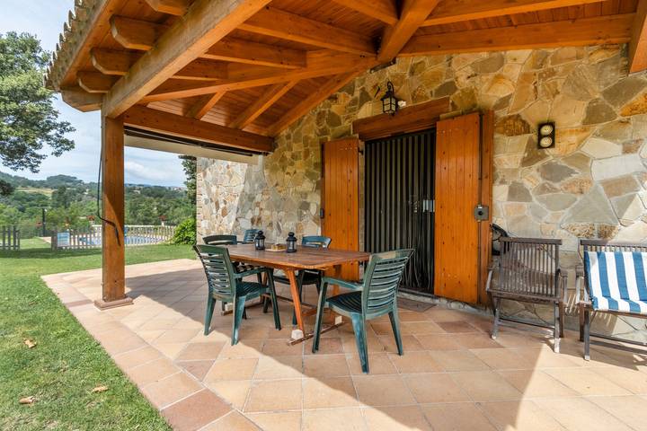 Location de vacances pour 10 personnes, avec jardin, animaux acceptés dans Pyrénées espagnoles - 2