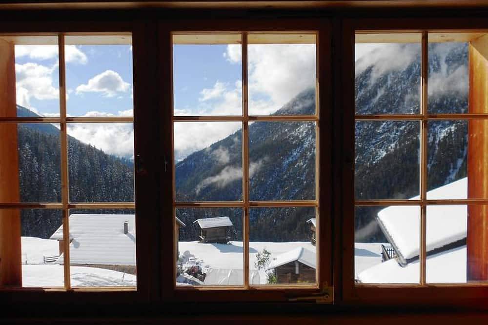 Ganze Wohnung, Haus Gysin Eg Appartement/Fewo, Dusche oder Bad, Wc 2½-Zimmerwohnung in Monstein, Davos