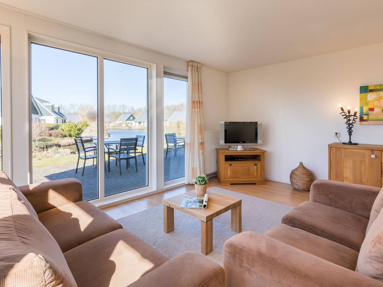 Charmante villa aan het water in Drenthe