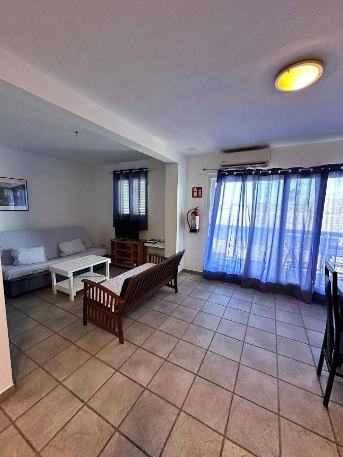 Apartamento inteiro, Two-Bedroom Apartment in Es Pujols, Formentera