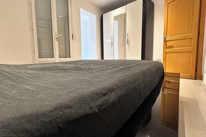 Gîte pour 4 personnes, avec terrasse à Fourques - 2