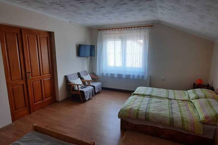 Ganze Wohnung, Ferienwohnung mit Wlan und Klimaanlage in Keszthely, Balaton Region