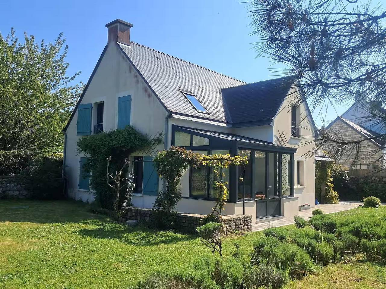 Ker Malou in Locmariaquer, Côte des Mégalithes