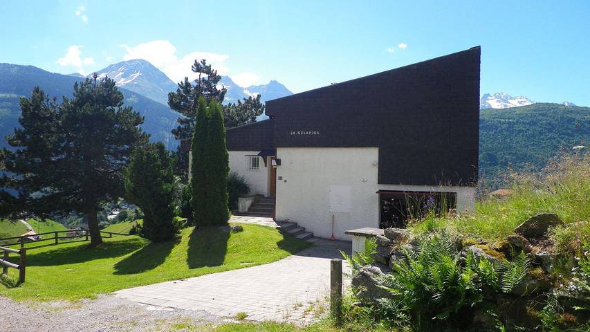 Ferienwohnung für 3 Personen, mit Garten in Disentis