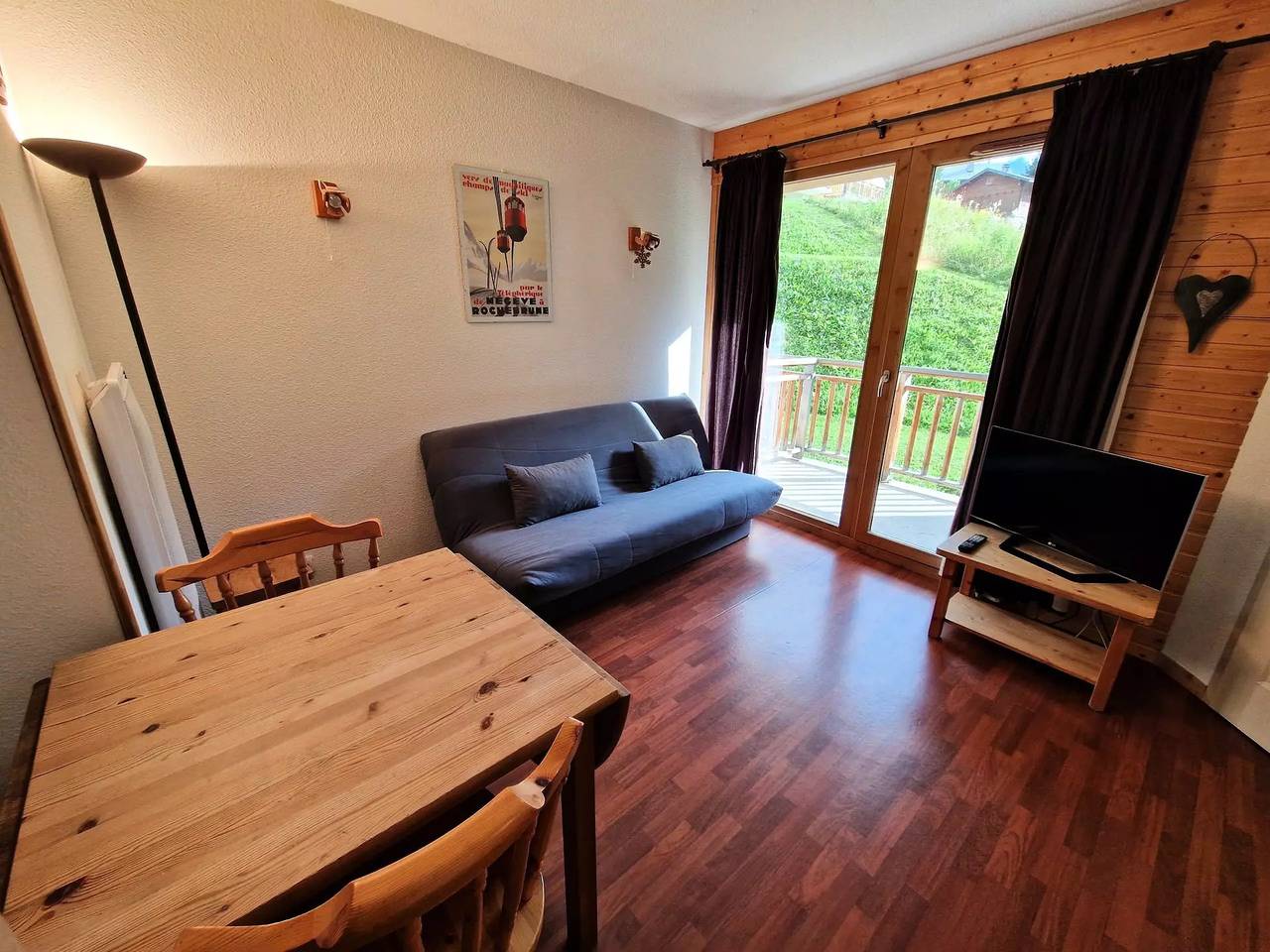 Appartement entier, 2 pièces+cabine 4/6 personnes bien placé in Valfréjus, Modane