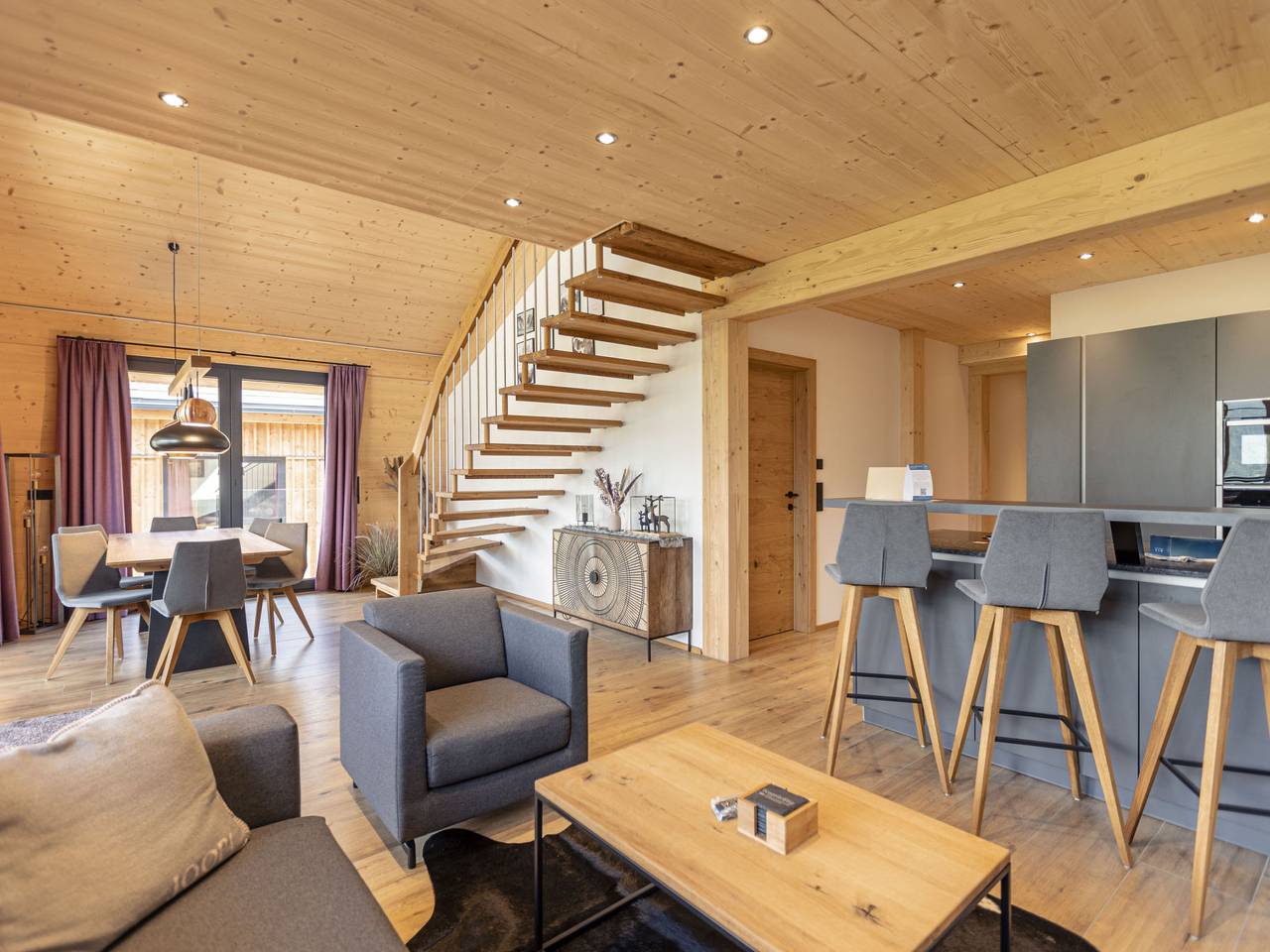 Apartamento entero, Premium mit Galerie,Sauna&Außenbadewanne in Haus, Schladming-Dachstein