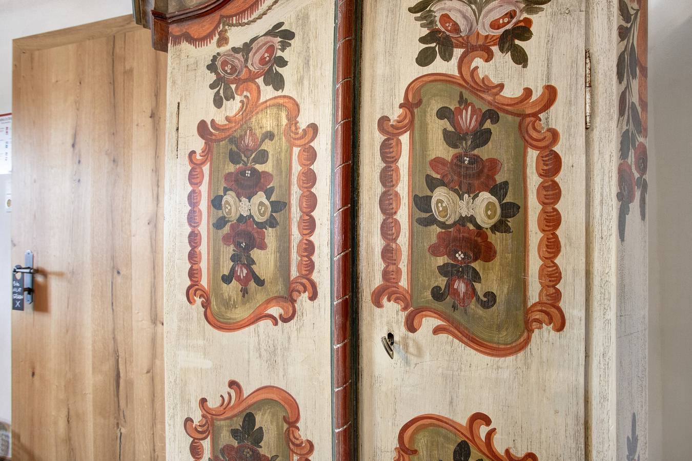 Room 'Fuchswirt 07 - Doppelzimmer' with Mountain View, Shared Garden and Wi-Fi in Kelchsau, Hopfgarten im Brixental