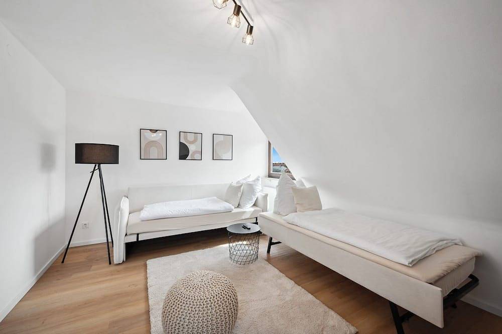 Ganze Wohnung, Malu Rooms - Top Lage, Klima, Netflix, 24h Checkin in Ludwigsburg, Landkreis Ludwigsburg