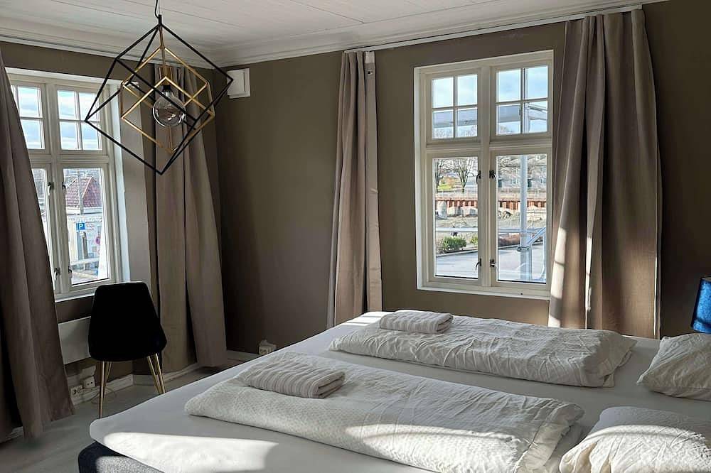 4-Bedroom Apartment w/ Free Parking in Haugesund