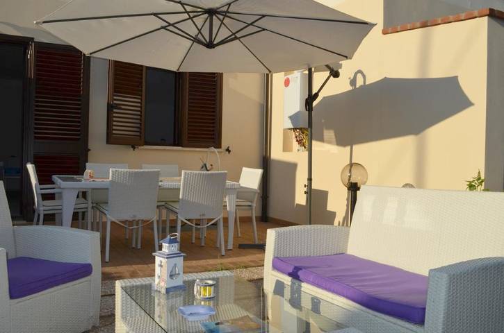 Location de vacances pour 8 personnes, avec vue et jardin, animaux acceptés à Tropea - 4