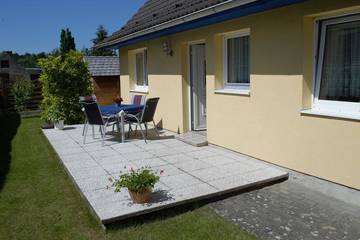 Ferienhaus für 4 Personen, mit Garten und Pool auf Usedom