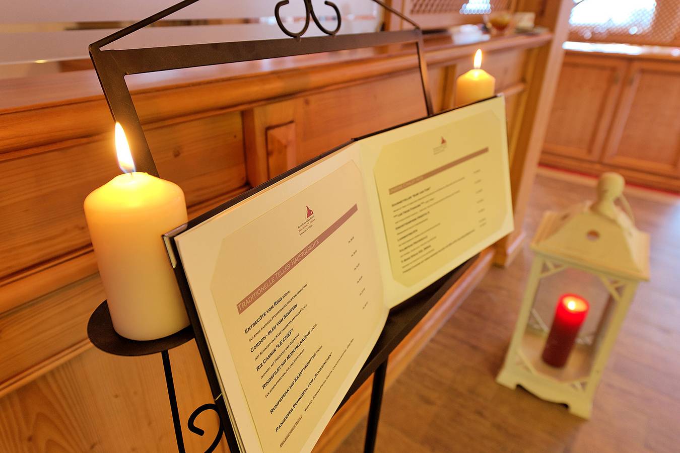 Hotel Desiree Grächen - Familienzimmer Budget in Grächen, Walliser Alpen