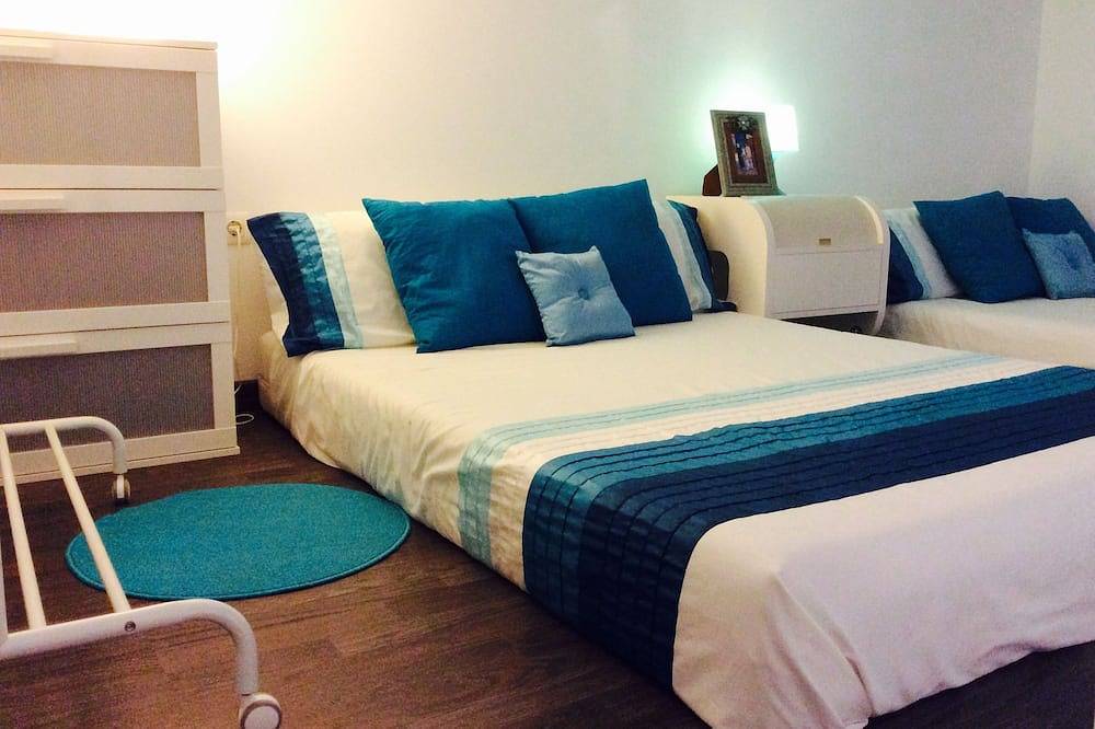 Geheel appartement, Design appartement, met een eigen terras van 140 meter 20 meter van de zee en parkeerplaats in Águilas, Costa Cálida