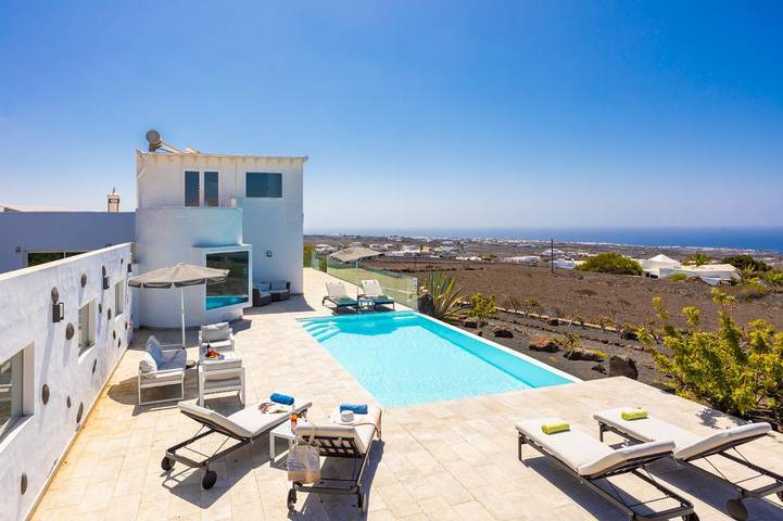 Chalet para 10 personas, con terraza - 1