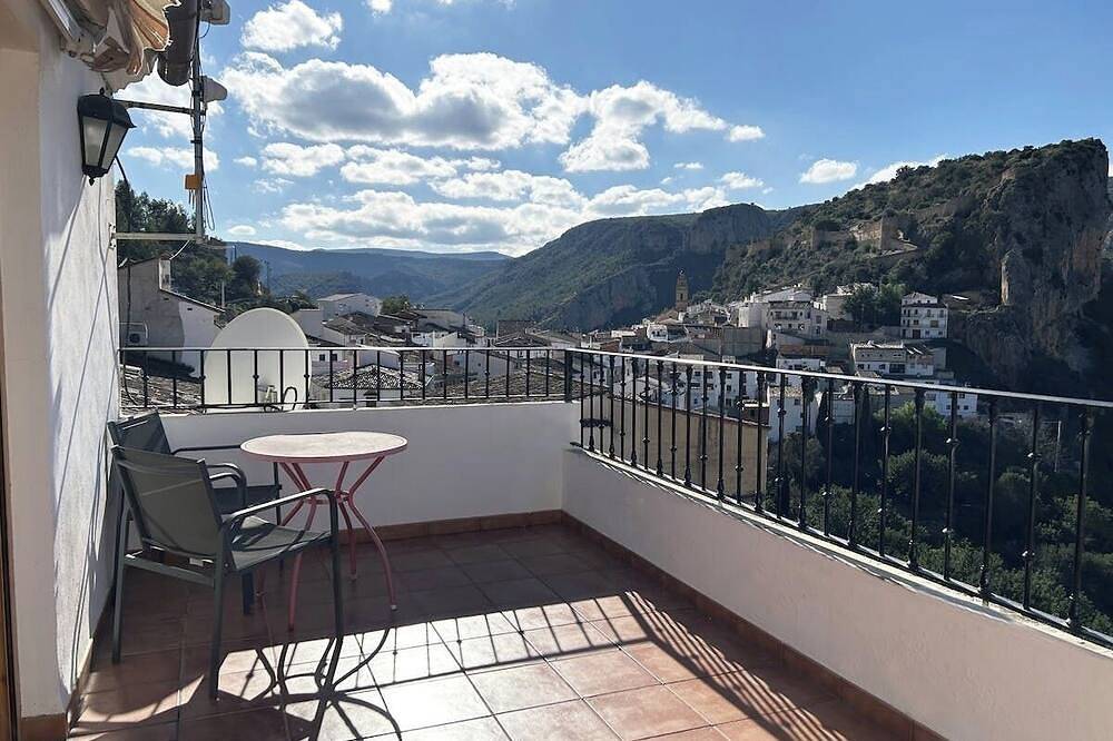 Apartamento entero, Apartamento con terraza en Chulilla. La Muela 3 in Chulilla, Provincia de Valencia