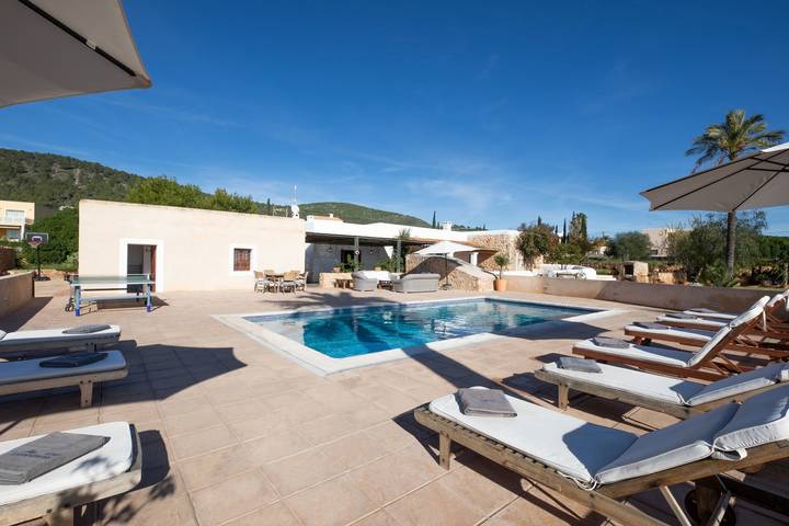 Villa pour 12 personnes, avec jardin, animaux acceptés dans Sant Josep de sa Talaia - 2