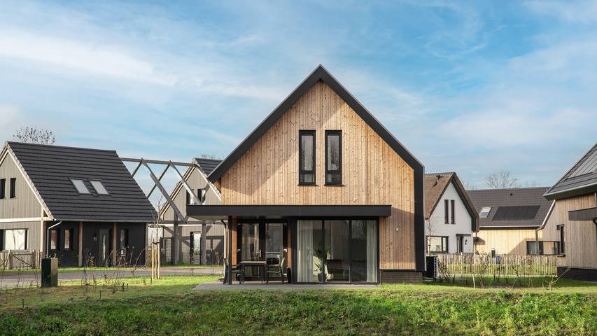 Ferienhaus für 6 Personen, mit Terrasse und Garten in Zeeland