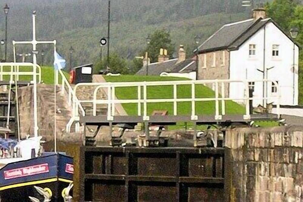 2 bedroom accommodation in Fort Augustus in Fort Augustus, Highlands