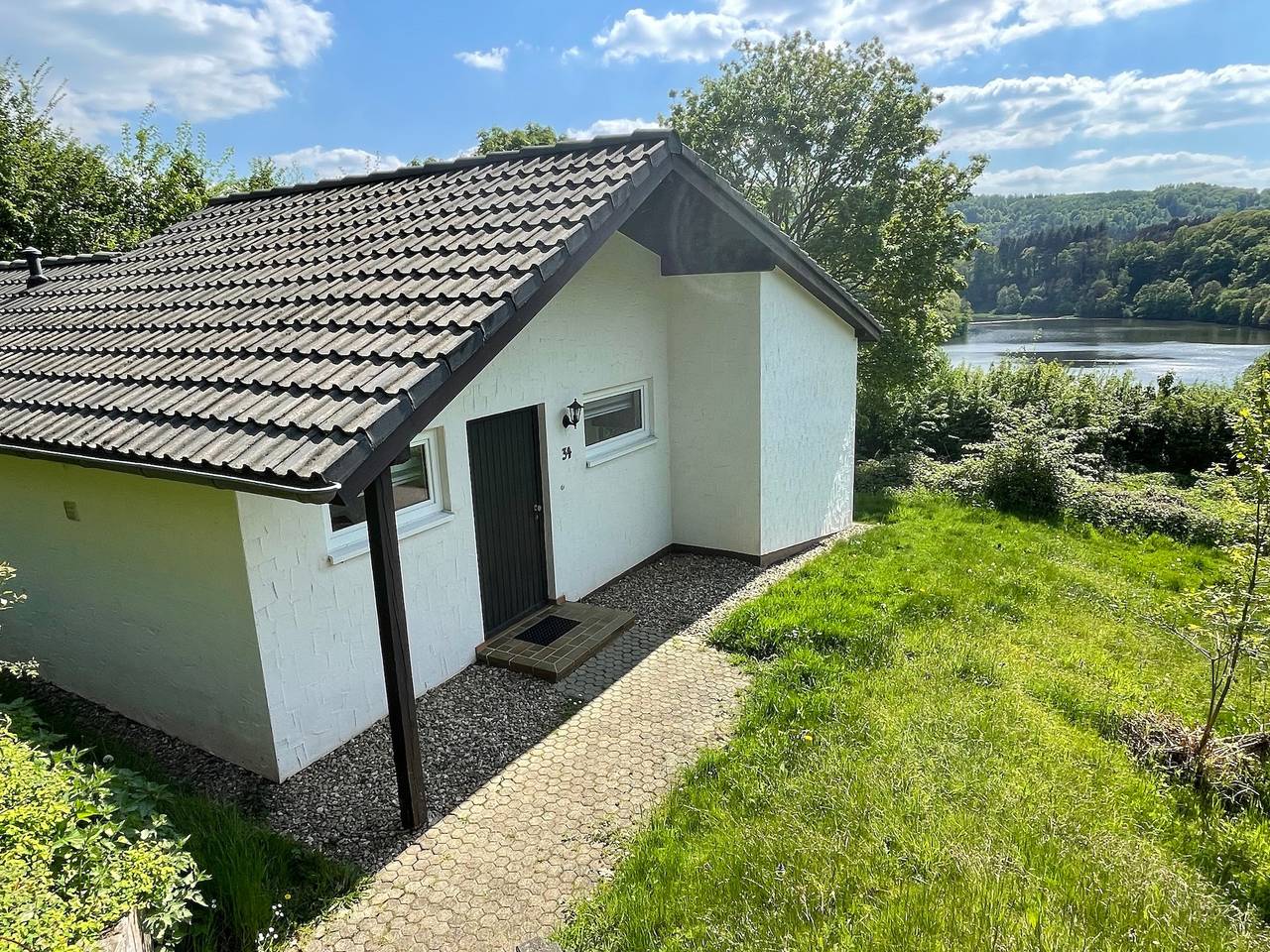 Casa de vacaciones para 5 personas con terraza in Biersdorf am See, Bitburg-Prüm