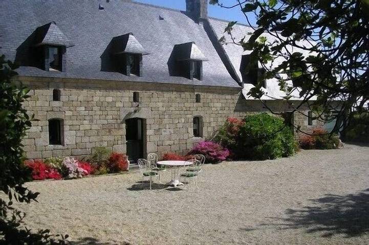 Location de vacances pour 12 personnes, avec jardin dans Office de Tourisme de Combrit Sainte Marine - 4