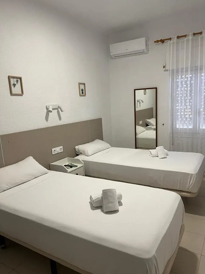 Hotel para 2 personas, con terraza y vistas - 1