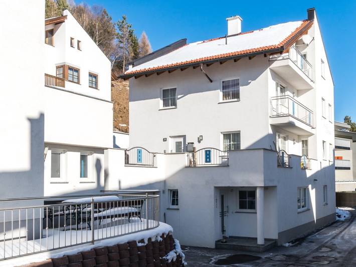 Gîte pour 5 personnes, avec Terrasse à Fiss