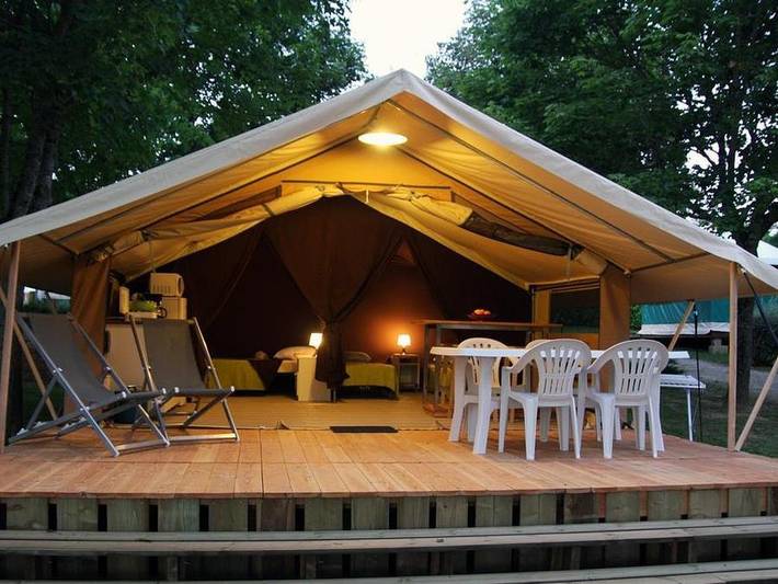 Camping für 4 Personen, mit Kinderpool und Pool, mit Haustier in Midi-Pyrenäen - 2