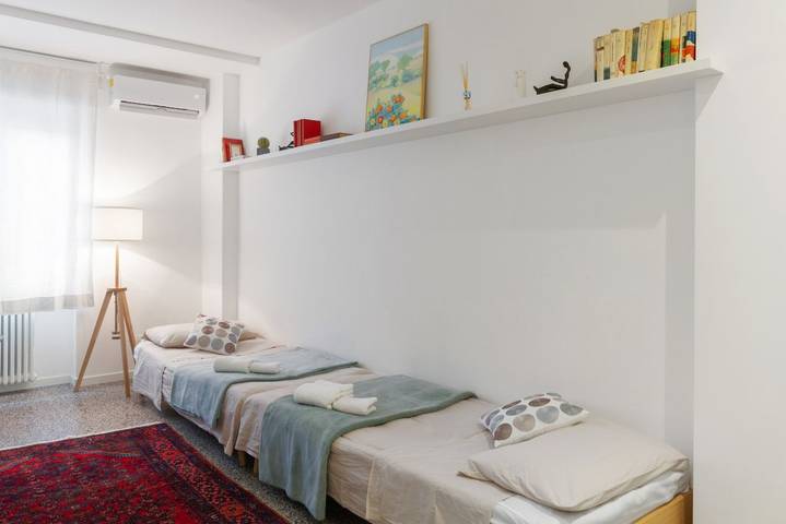 Appartamento intero, Guesthost - Inner City Suite - A due passi da Piazza S.Oronzo! in Lecce, Provincia di Lecce