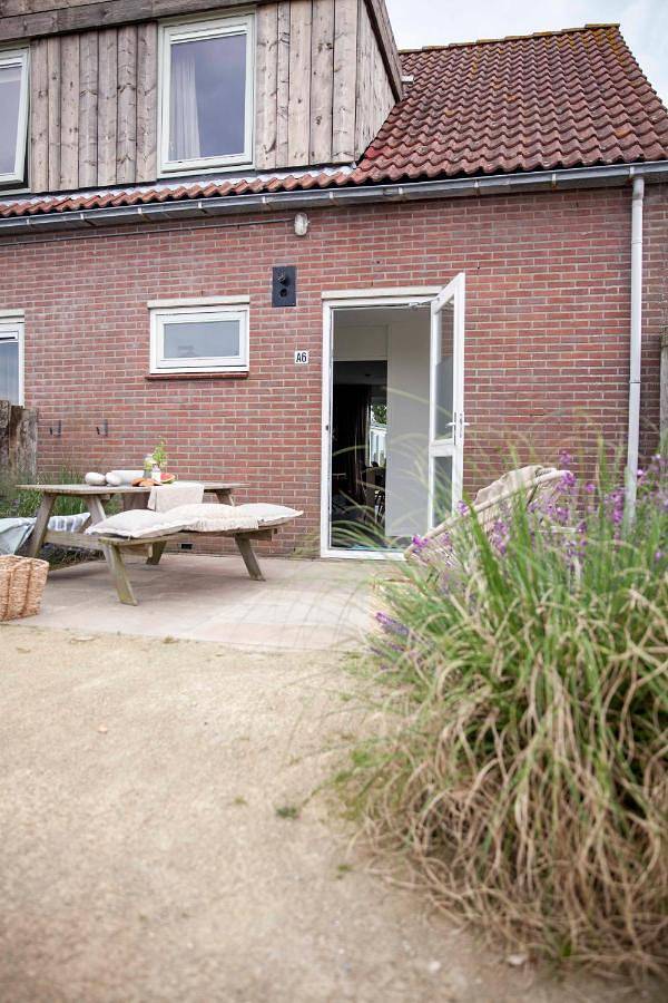 Ferienhaus für 5 Personen, mit Whirlpool und Terrasse sowie Garten und Sauna in 't Zand
