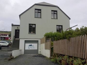 Cottage pour 3 personnes, avec vue et jardin dans Vík í Mýrdal