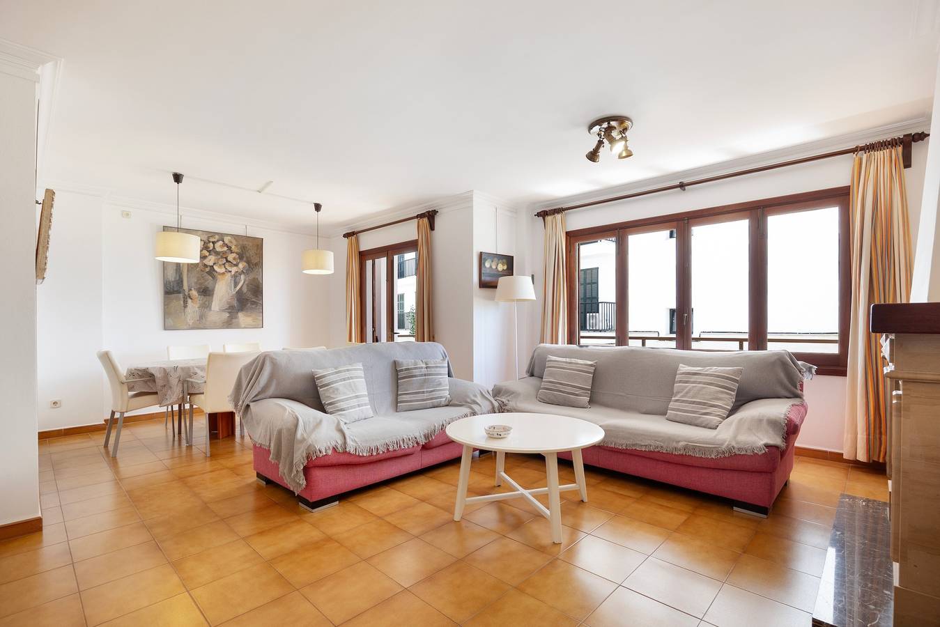 Apartamento entero, Apartamento Vives Ref 9002 con vistas al mar, Wi-Fi y aire acondicionado in Cala Bona, Son Servera