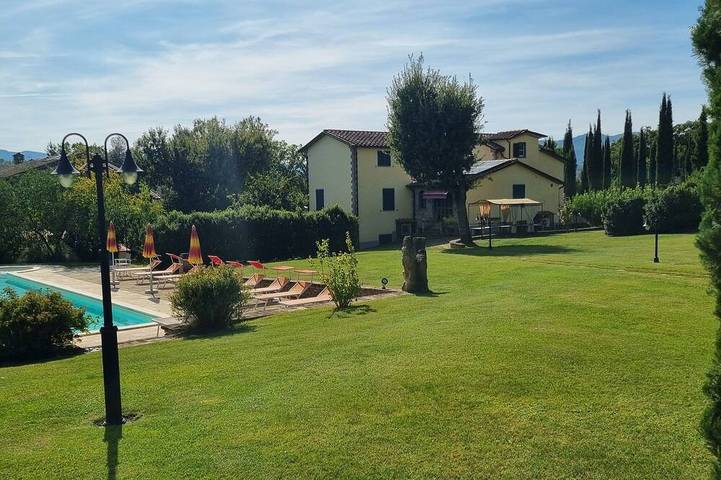 Casa vacanza per 14 persone, con giardino - 1
