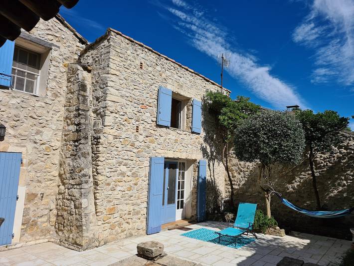 Gîte pour 8 personnes, avec piscine, animaux acceptés