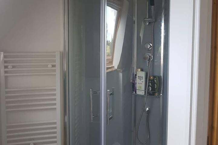 Location de vacances pour 3 personnes, avec jardin et balcon à Saint-Germain-de-Tallevende-la-Lande-Vaumont - 4