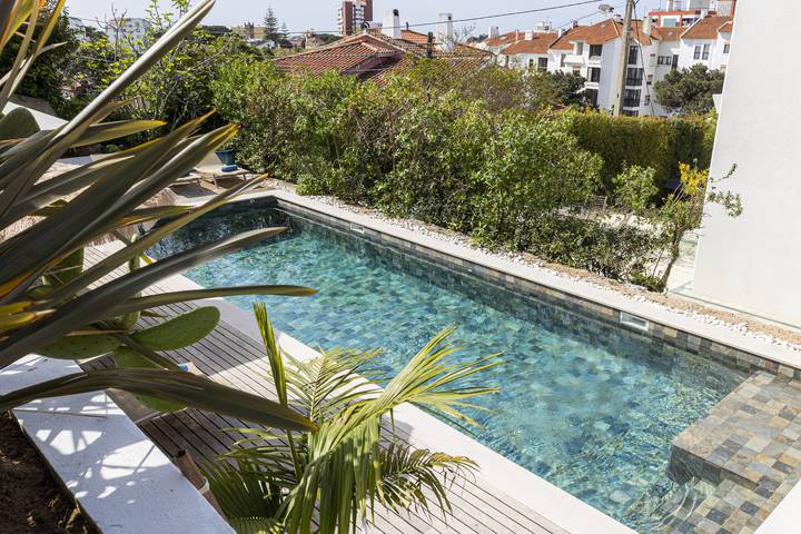 Estoril Contemporary Garden Villa in Cascais e Estoril, Costa de Lisboa