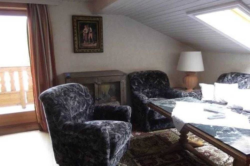 Entire apartment, Apartment - Apartment Szenyei in Waakirchen, Alpine Region of Tegernsee and Schliersee