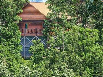 Log Cabin for 4 People in Sevier County, Photo 1