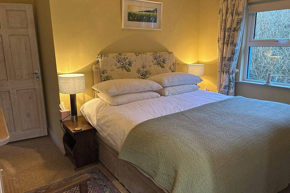 Modernisiertes, komfortables Ferienhaus in der Nähe von Stränden mit blauer Flagge auf dem Dingle-Weg in Castlegregory ED, Dingle Halbinsel