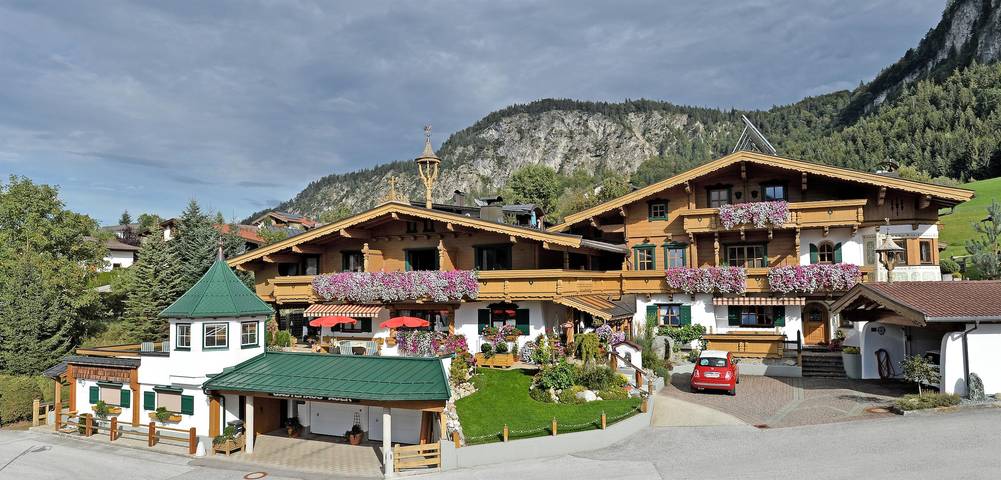 Ferienwohnung für 3 Personen, mit Seeblick und Terrasse, mit Haustier in Thiersee - 2